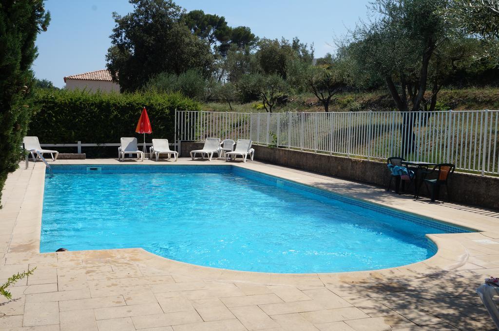 Logis Hotel Le Col De L'Ange Draguignan Dış mekan fotoğraf