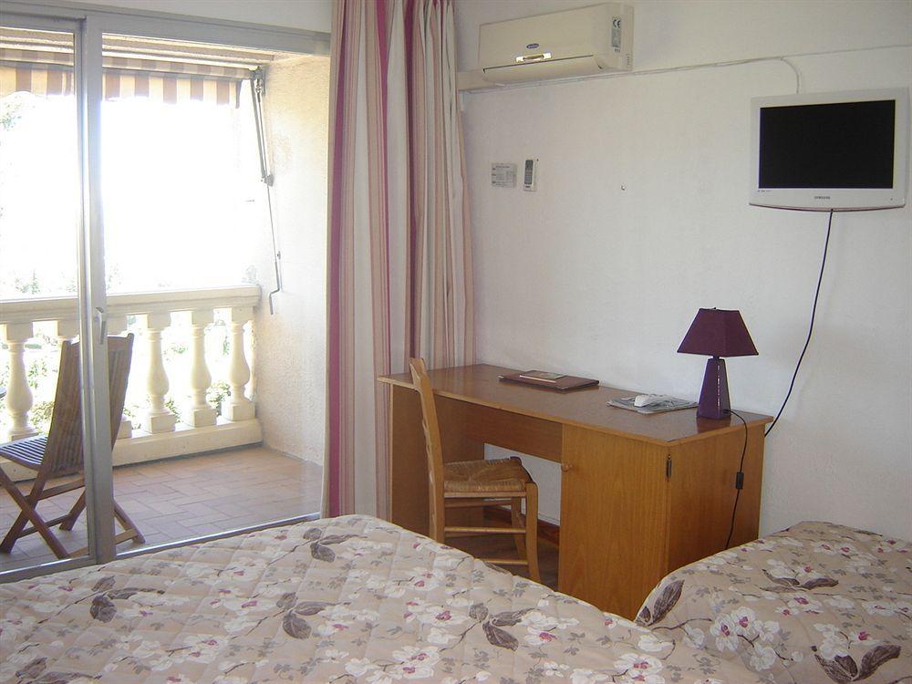 Logis Hotel Le Col De L'Ange Draguignan Dış mekan fotoğraf