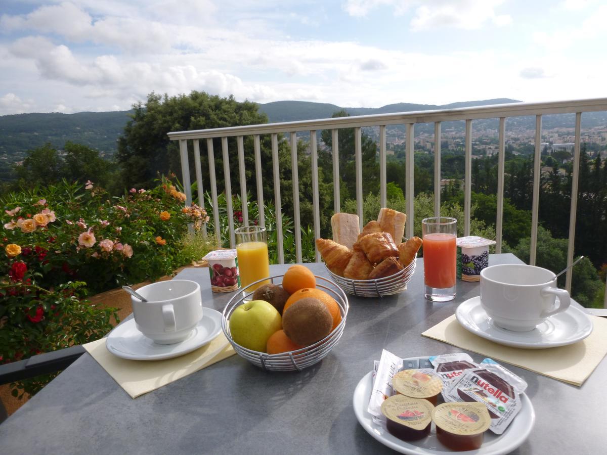 Logis Hotel Le Col De L'Ange Draguignan Dış mekan fotoğraf
